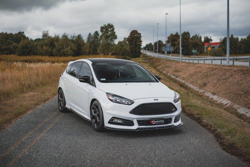 FRONT SPLITTER V4 FORD FOCUS ST MK3 FACELIFT (20152018